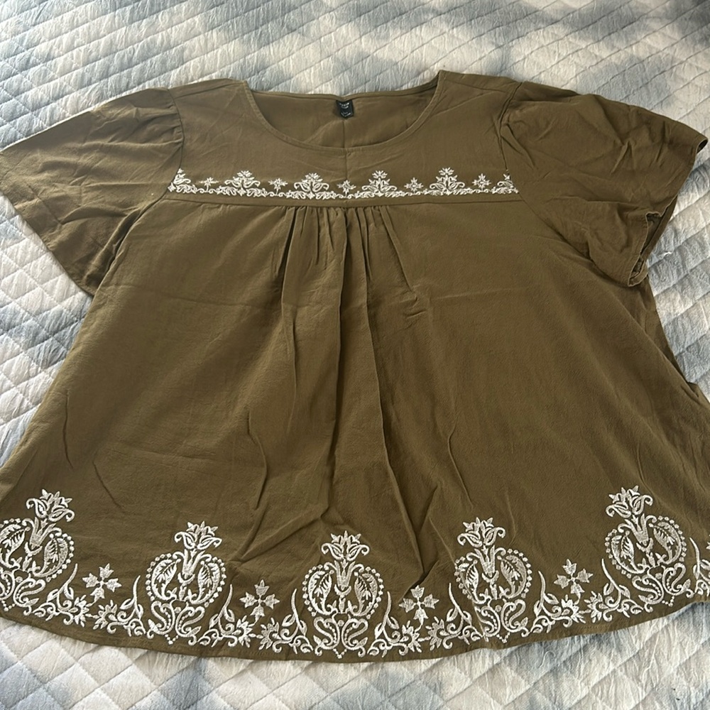 Women’s Blouse